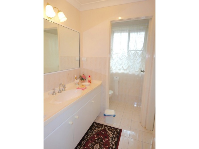 Bossley Park NSW 2176