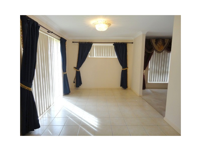 West Hoxton NSW 2171