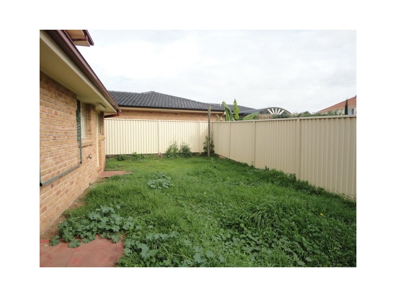 West Hoxton NSW 2171