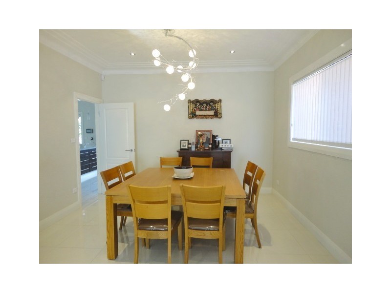 Fairfield West NSW 2165