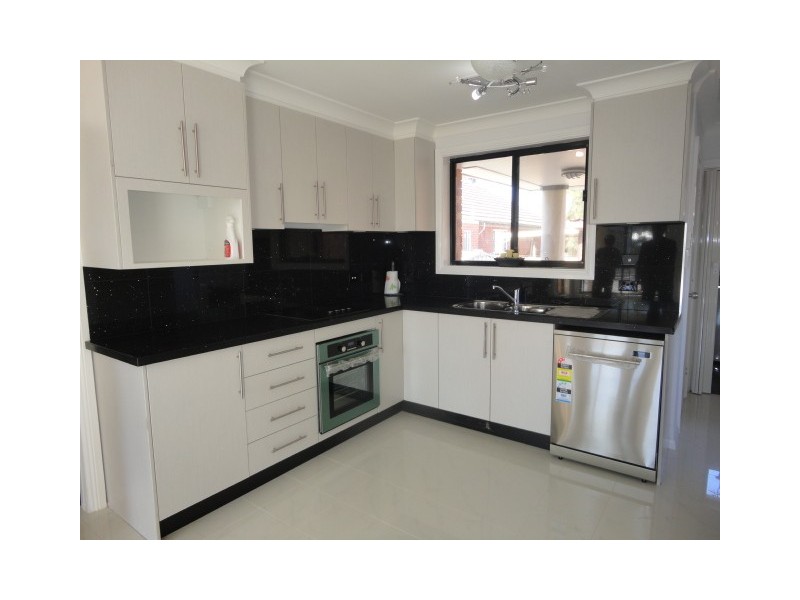 Fairfield East NSW 2165