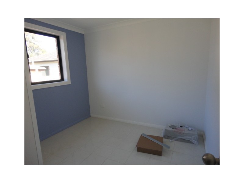 Fairfield East NSW 2165