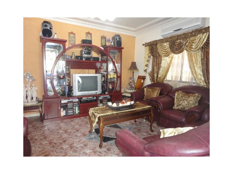 Fairfield East NSW 2165