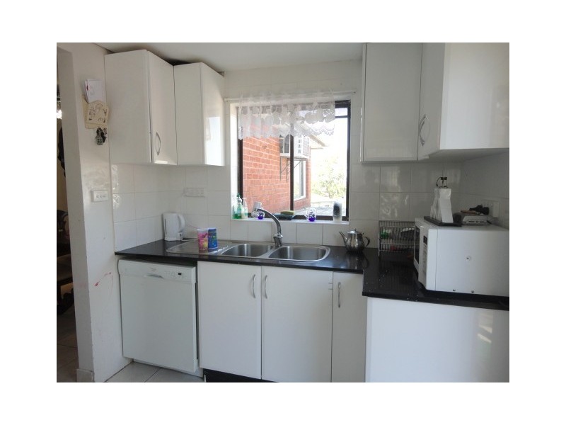 Fairfield West NSW 2165