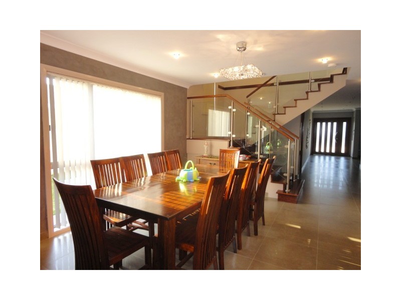 5 MURRUMBIDGEE STREET, Bossley Park NSW 2176