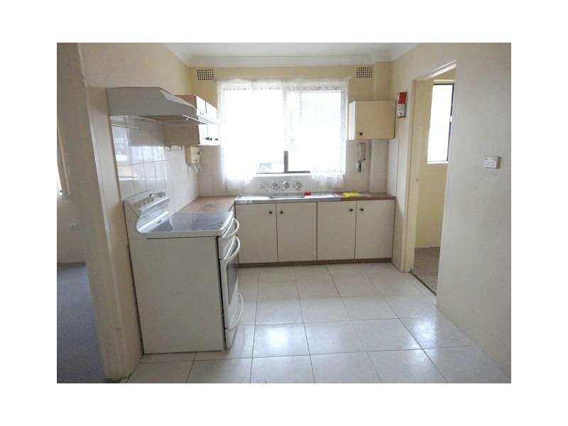 Fairfield NSW 2165