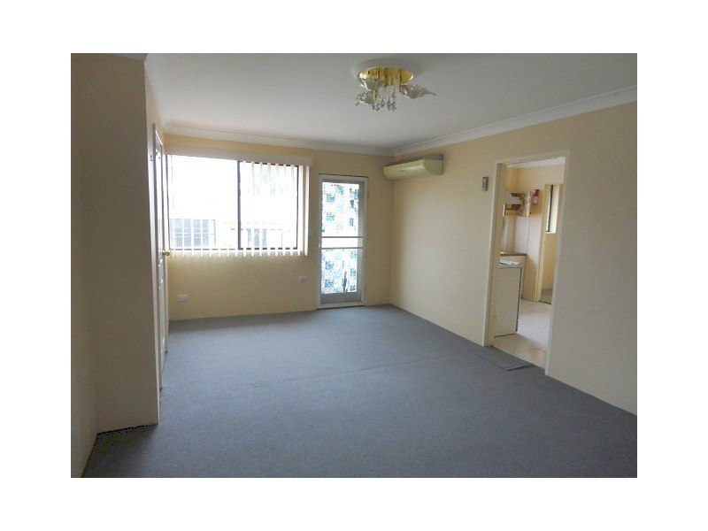 Fairfield NSW 2165