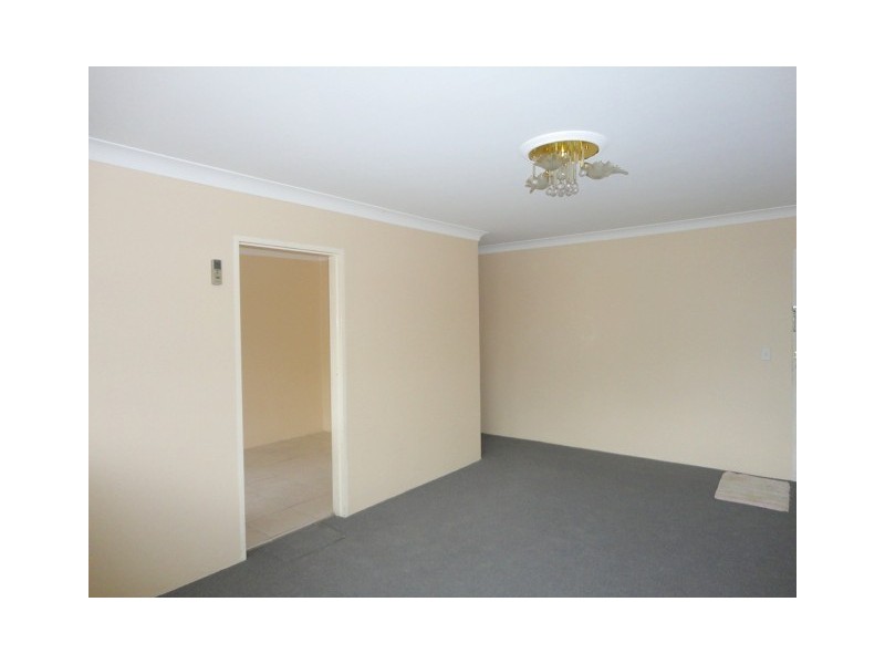 Fairfield NSW 2165