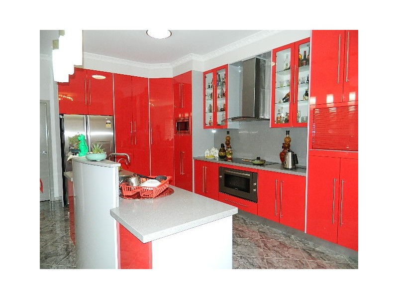 Greenfield Park NSW 2176