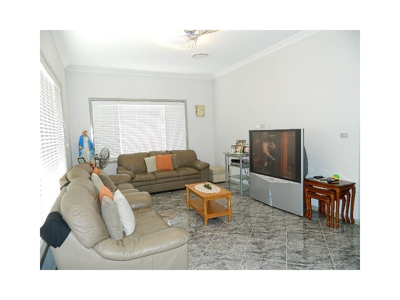 Greenfield Park NSW 2176