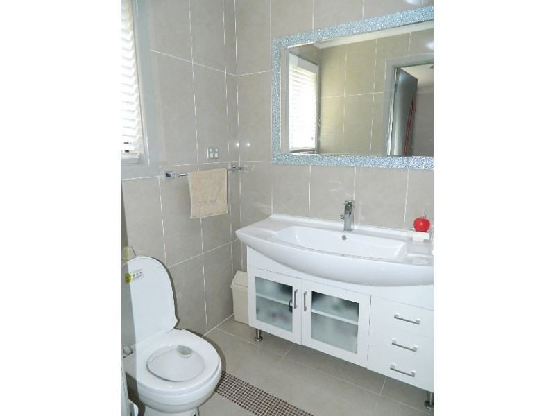 Greenfield Park NSW 2176