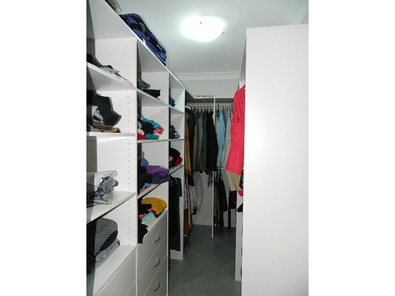 Greenfield Park NSW 2176