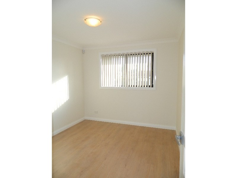 Fairfield West NSW 2165