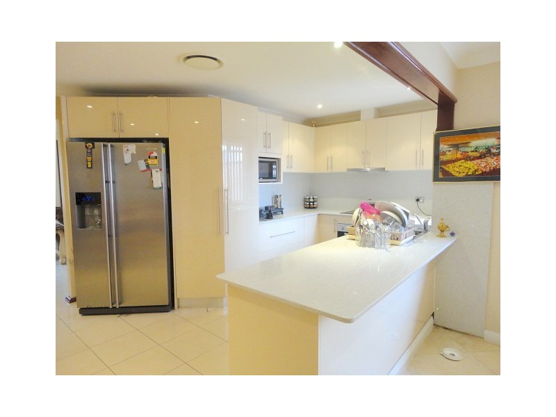 Greenfield Park NSW 2176