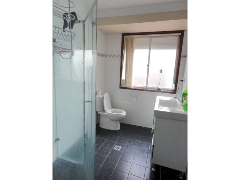 Greenfield Park NSW 2176