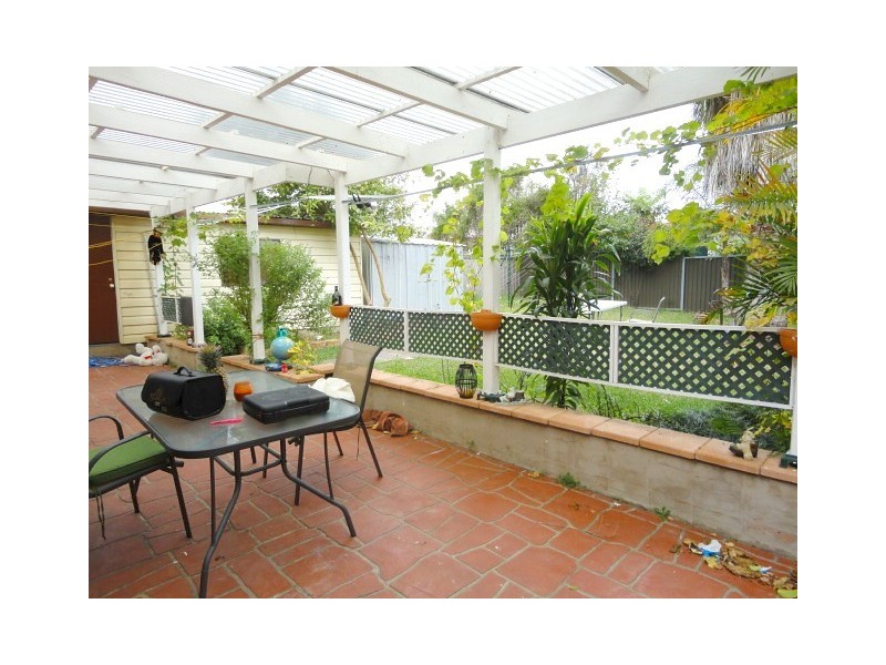 Greenfield Park NSW 2176