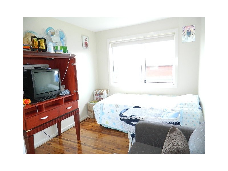 Fairfield West NSW 2165