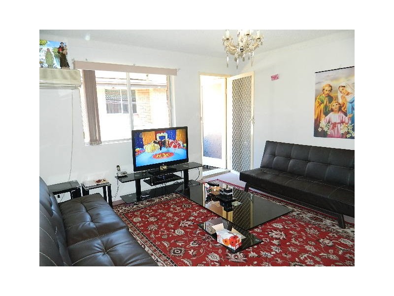 Fairfield NSW 2165