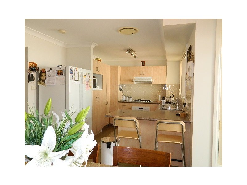 Edensor Park NSW 2176