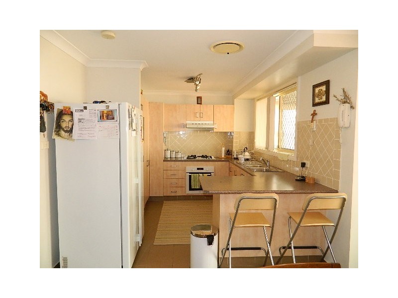 Edensor Park NSW 2176