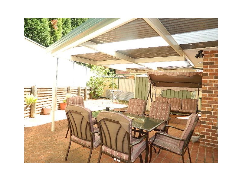 Edensor Park NSW 2176