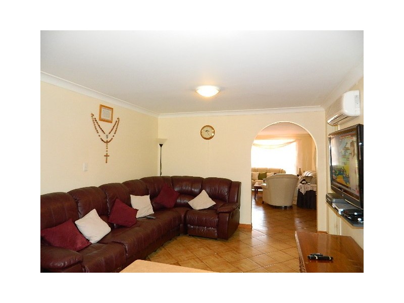 Bossley Park NSW 2176