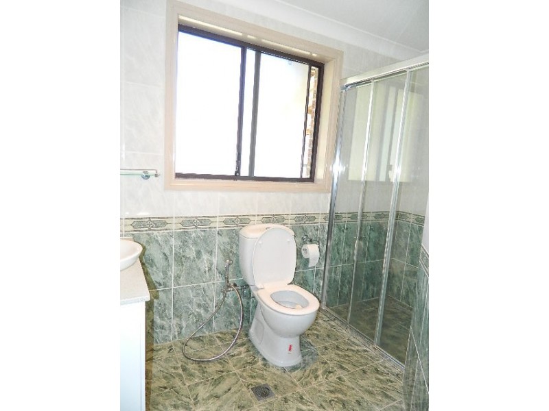 Fairfield East NSW 2165