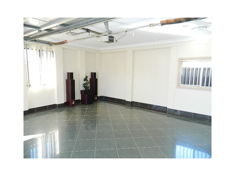 Fairfield East NSW 2165