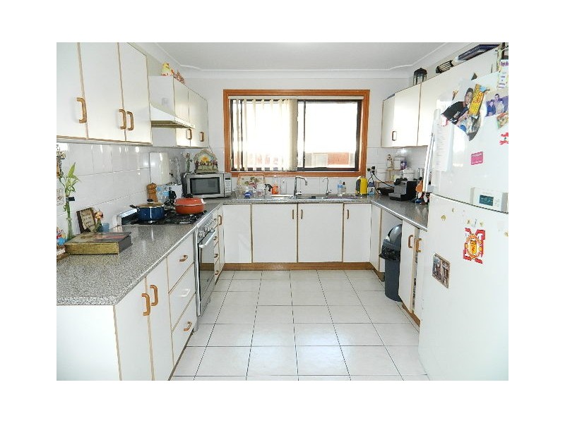 Fairfield West NSW 2165