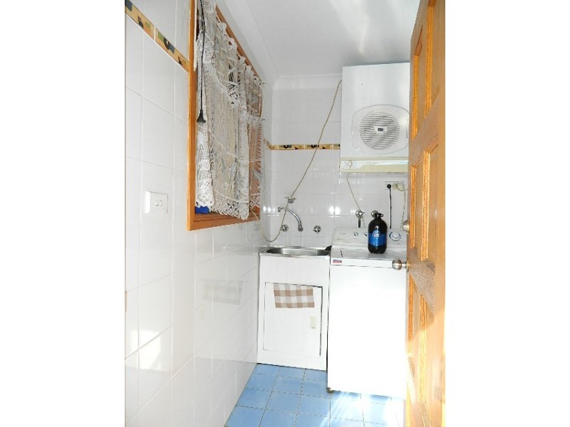 Fairfield West NSW 2165