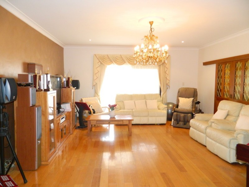 St Johns Park NSW 2176