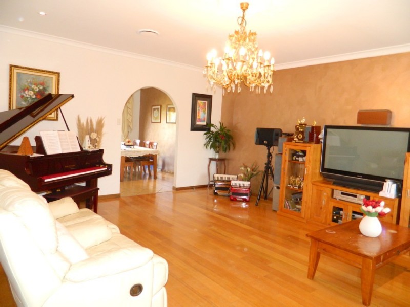 St Johns Park NSW 2176