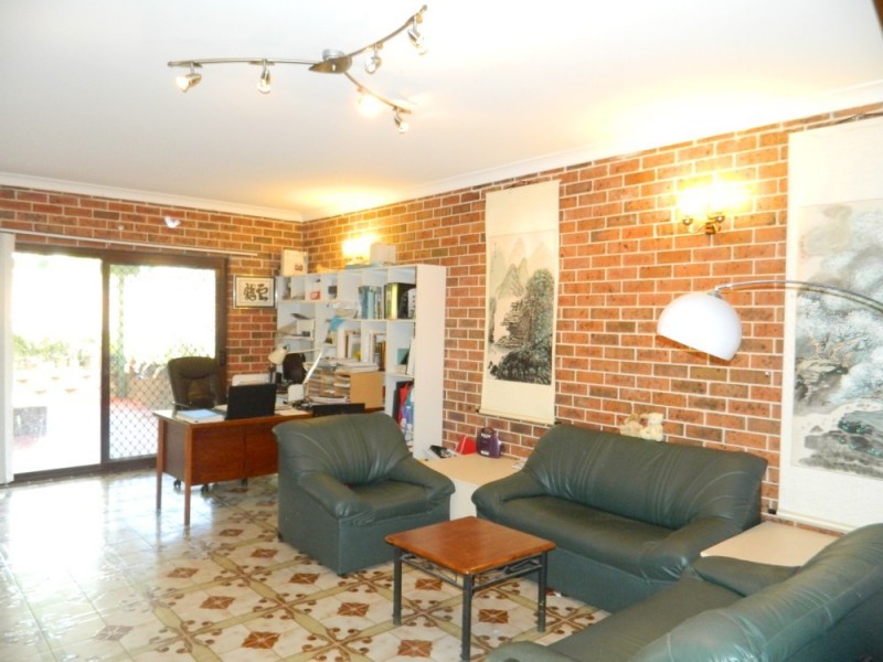 St Johns Park NSW 2176