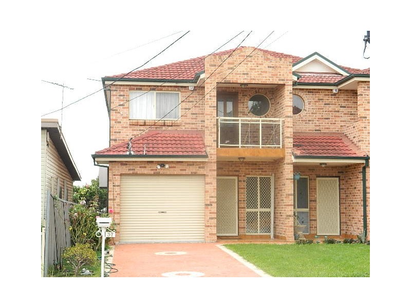 Fairfield NSW 2165
