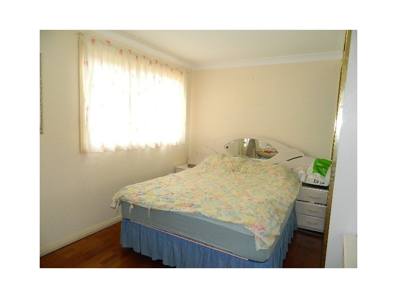 Fairfield NSW 2165