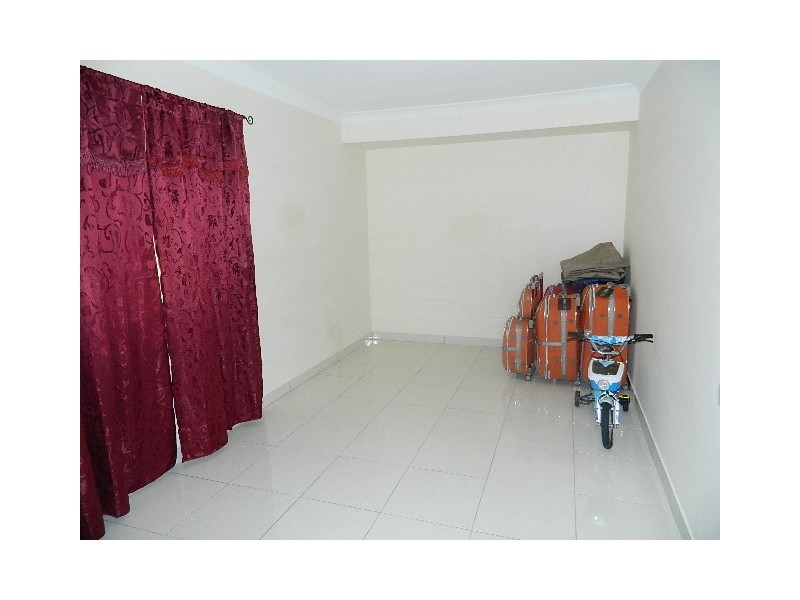 Greenfield Park NSW 2176