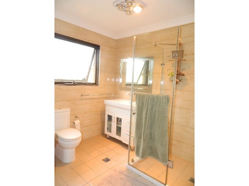 Greenfield Park NSW 2176