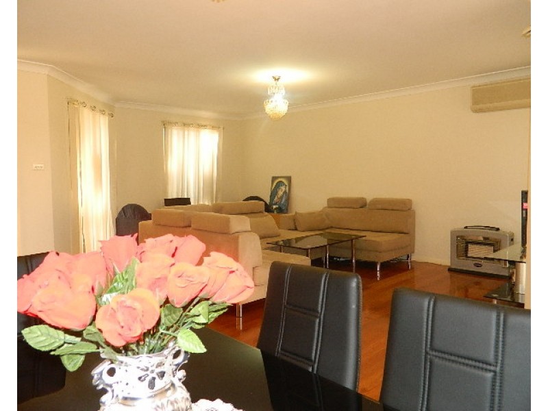 Fairfield East NSW 2165