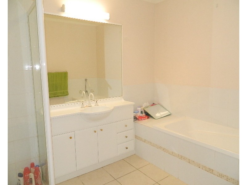 Fairfield East NSW 2165