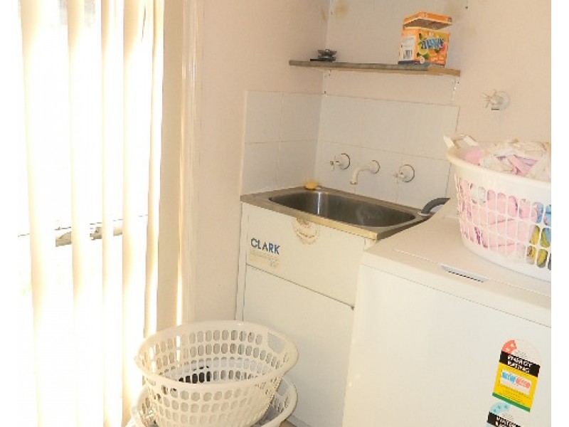 Fairfield East NSW 2165