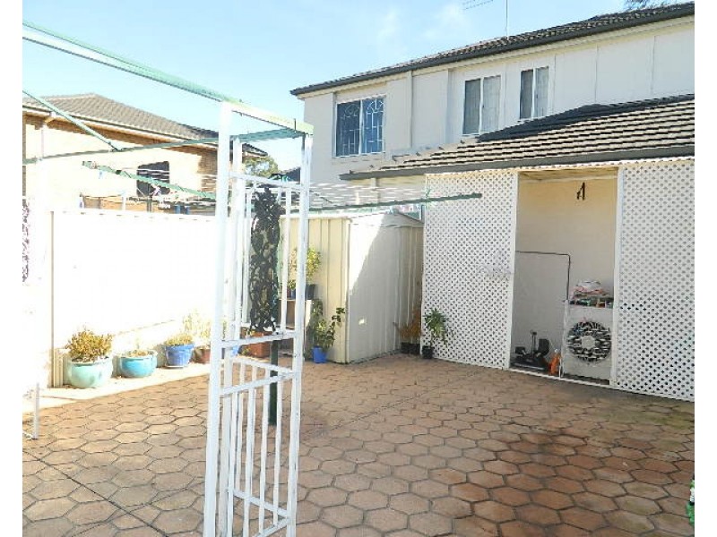 Fairfield East NSW 2165