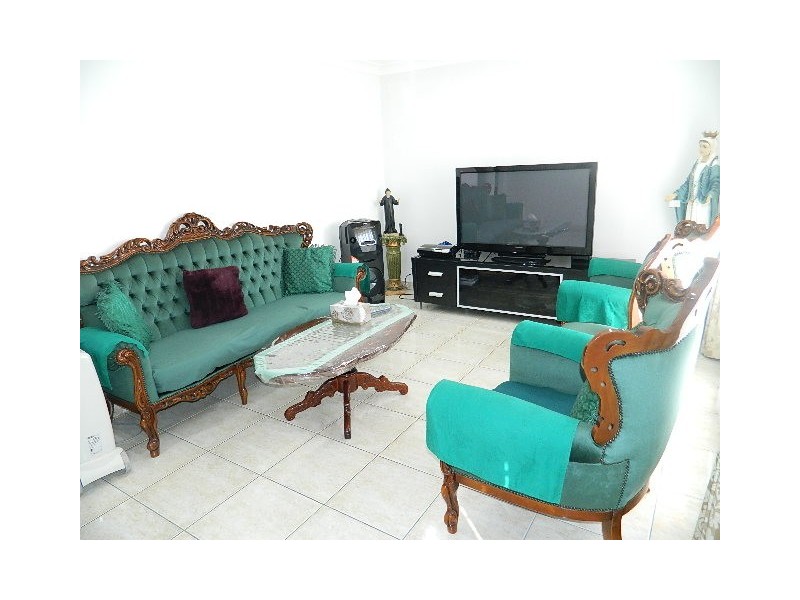 Greenfield Park NSW 2176