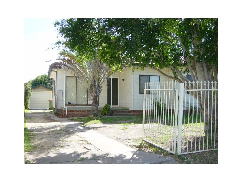 Fairfield West NSW 2165