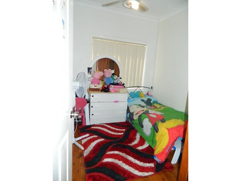 Fairfield West NSW 2165