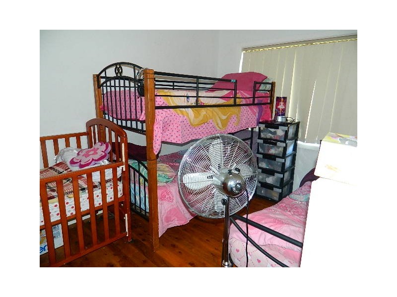 Fairfield West NSW 2165