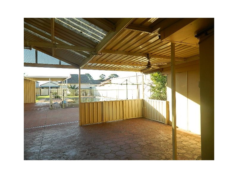 Fairfield East NSW 2165