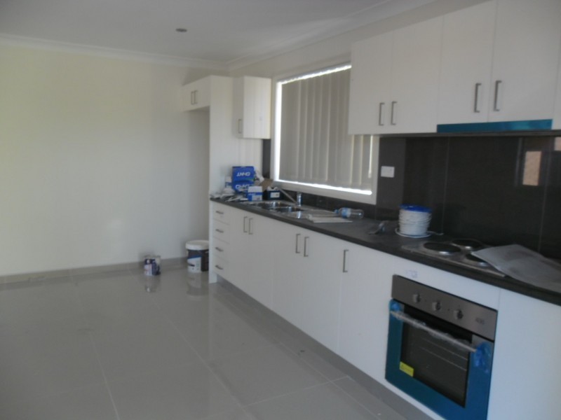 Edensor Park NSW 2176