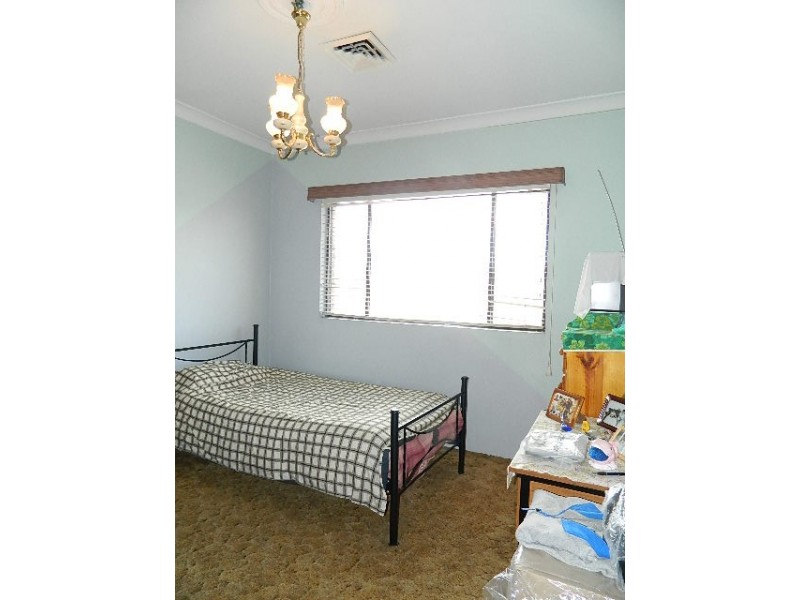 Canley Heights NSW 2166