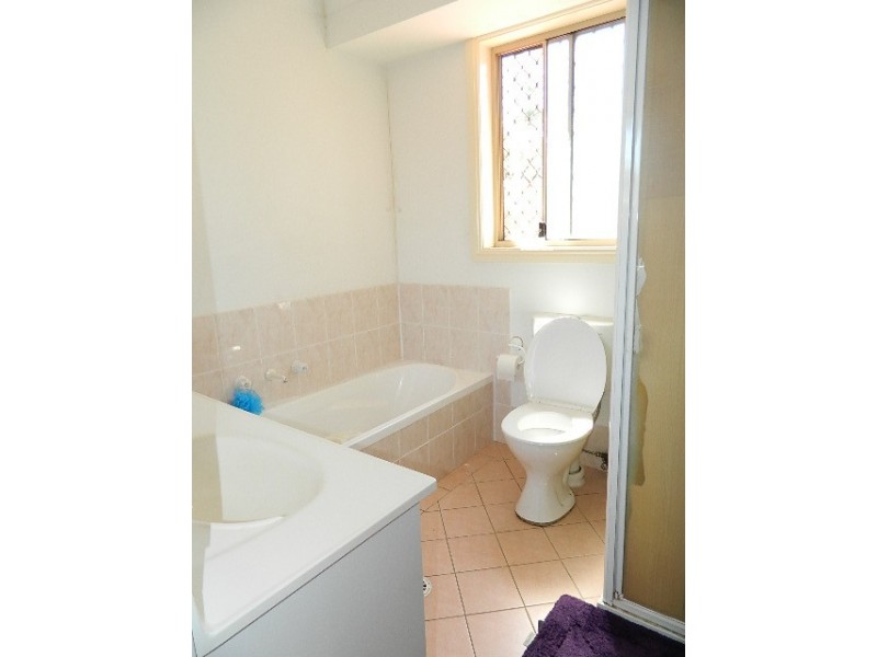 Fairfield West NSW 2165