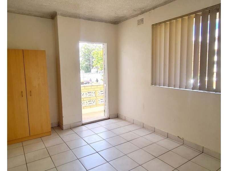 4/87 SMART STREET, Fairfield NSW 2165